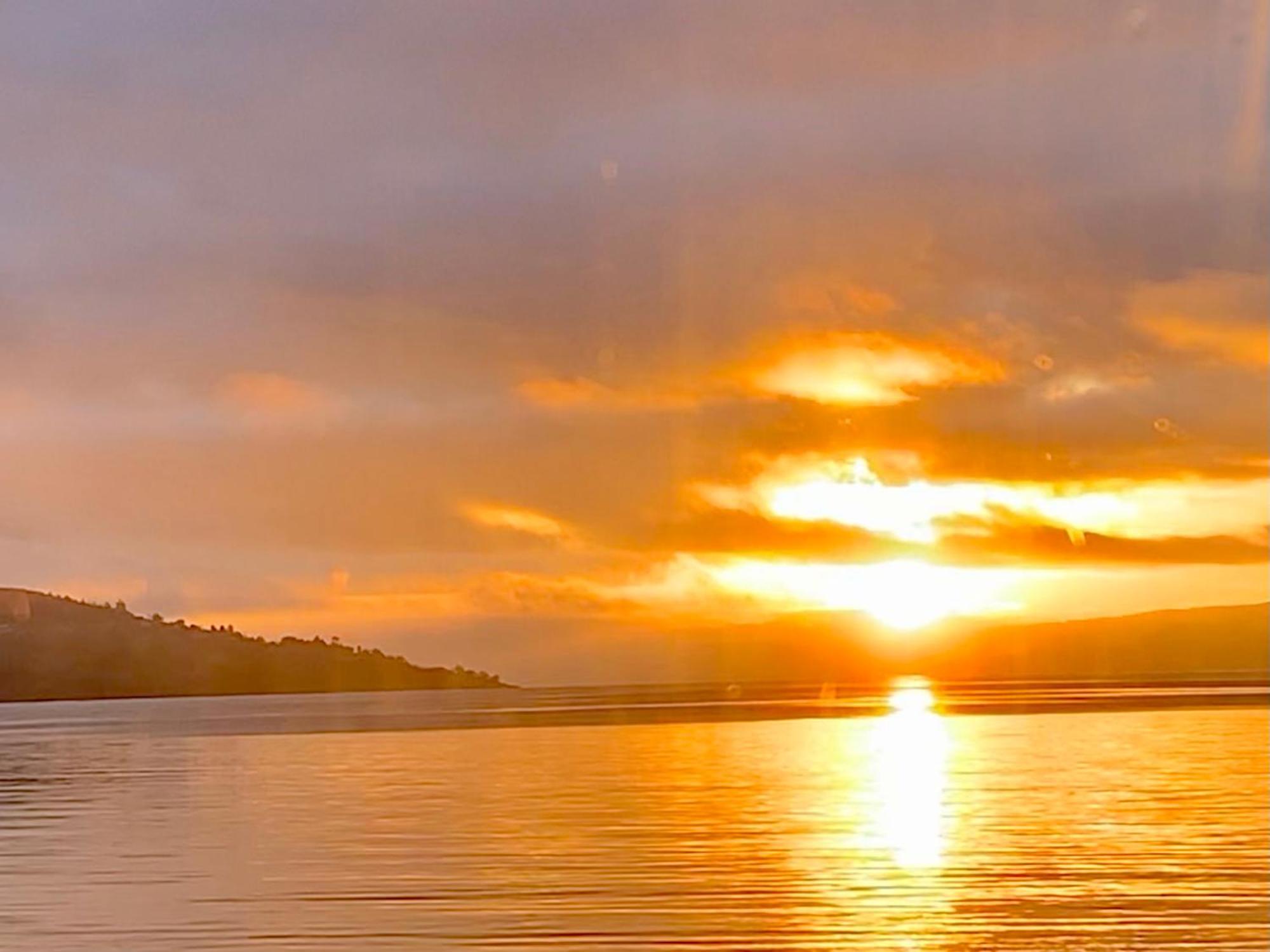 Cottage In Kilmun Argyll - 2 Bedrooms Sleeps 2 (Adults Only) Данун Екстер'єр фото